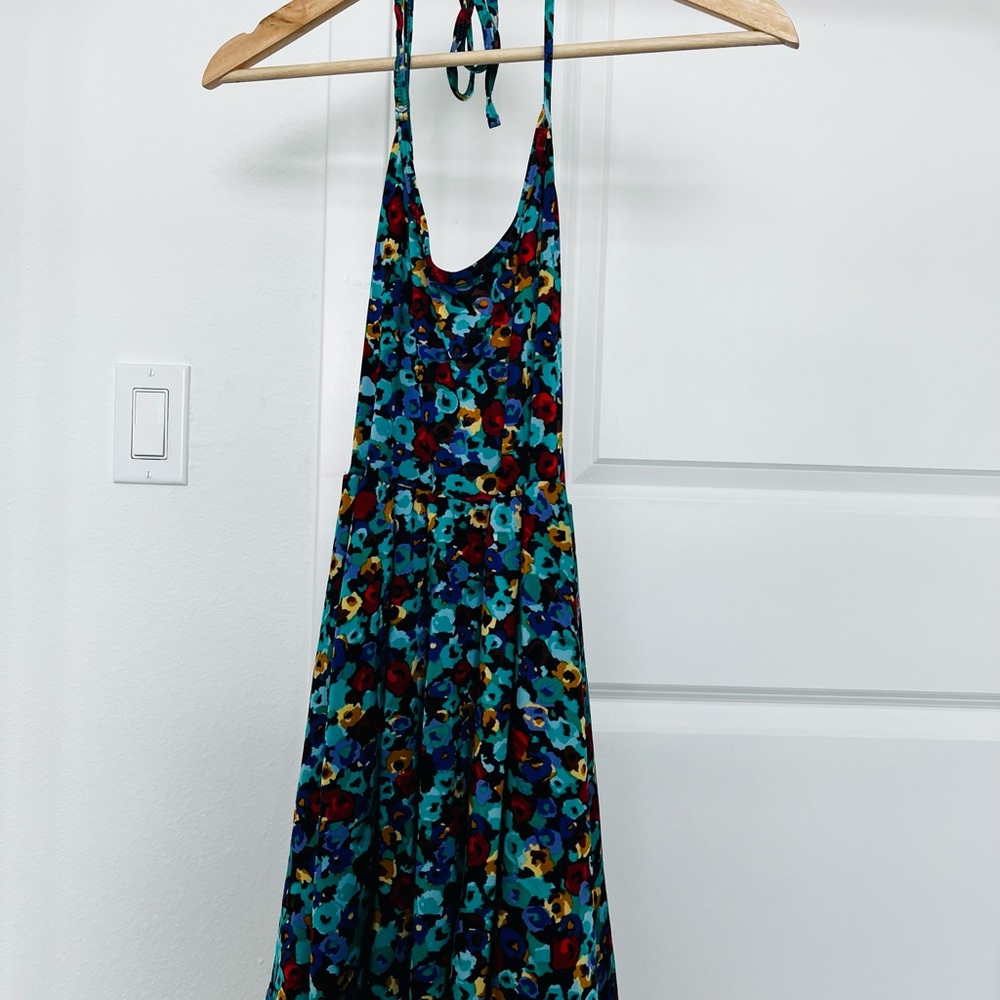 Beloved American Apparel!! Cute summer skater style dress! - Picture 2 of 3
